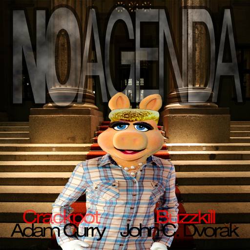 Miss Piggy by hi-fi-design